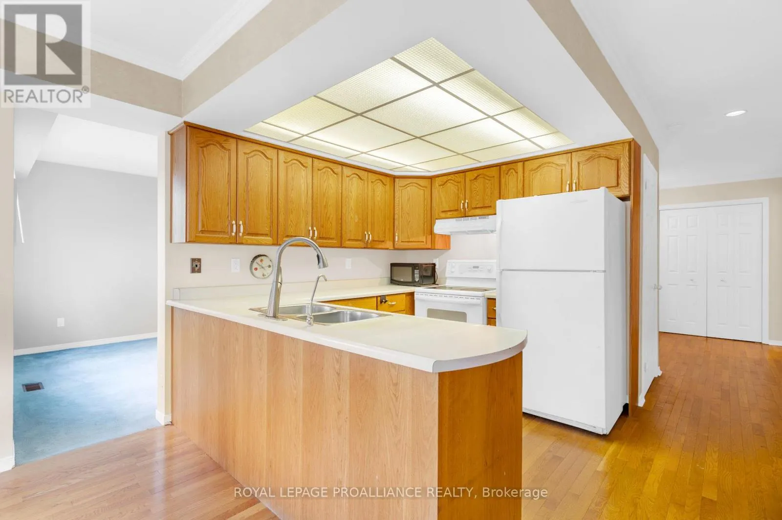 71 AVONDALE ROAD