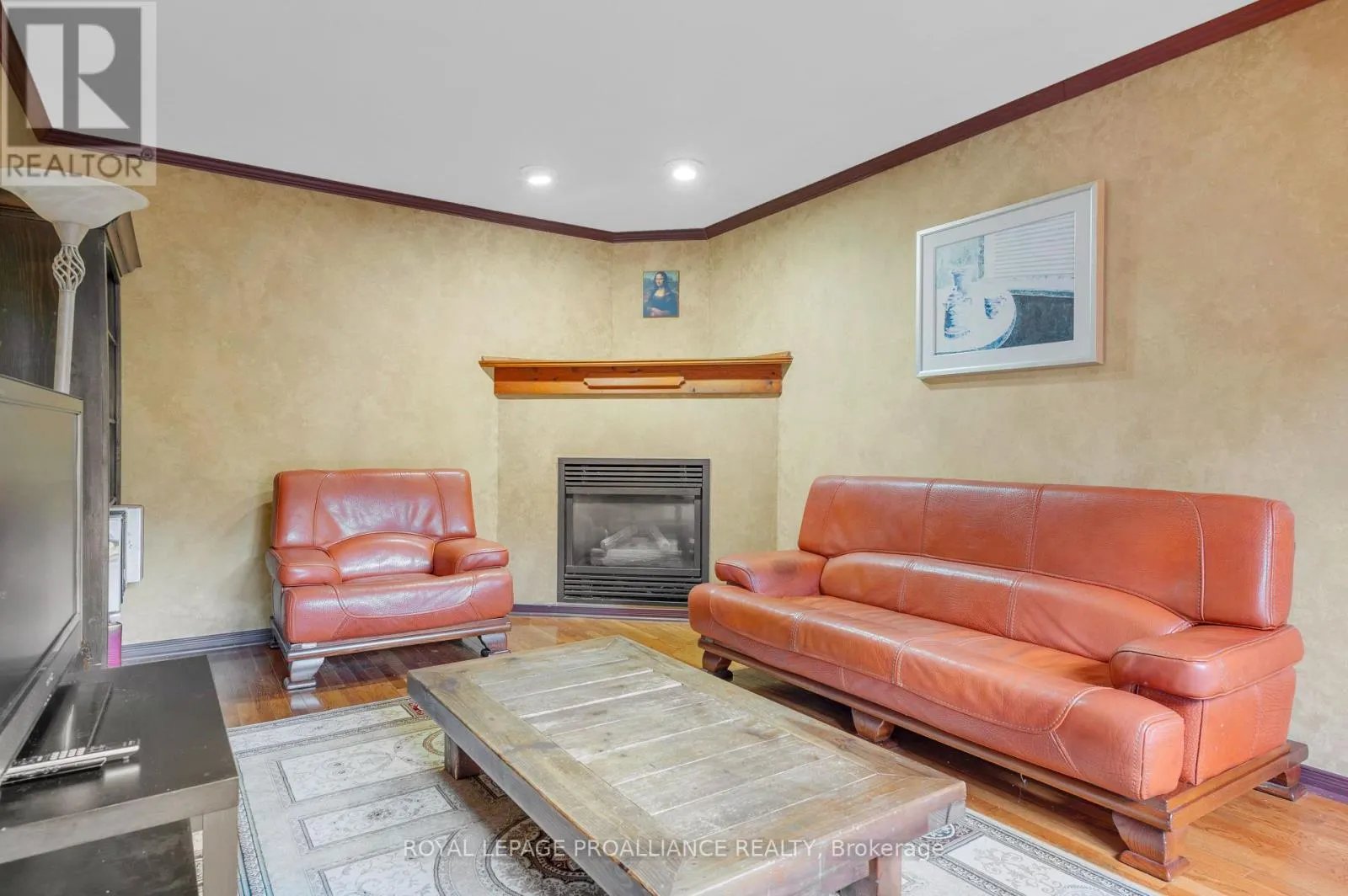 71 AVONDALE ROAD