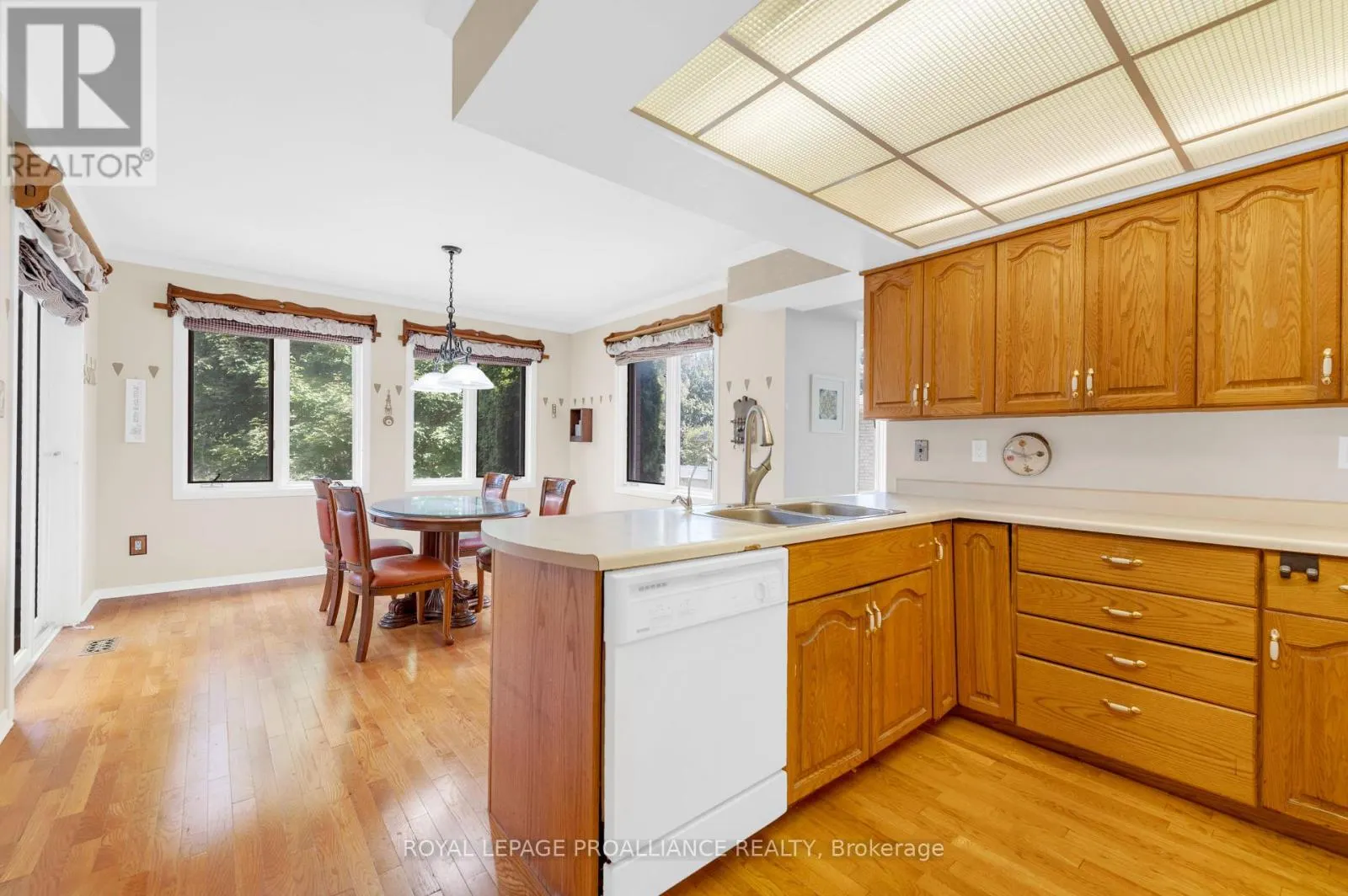71 AVONDALE ROAD