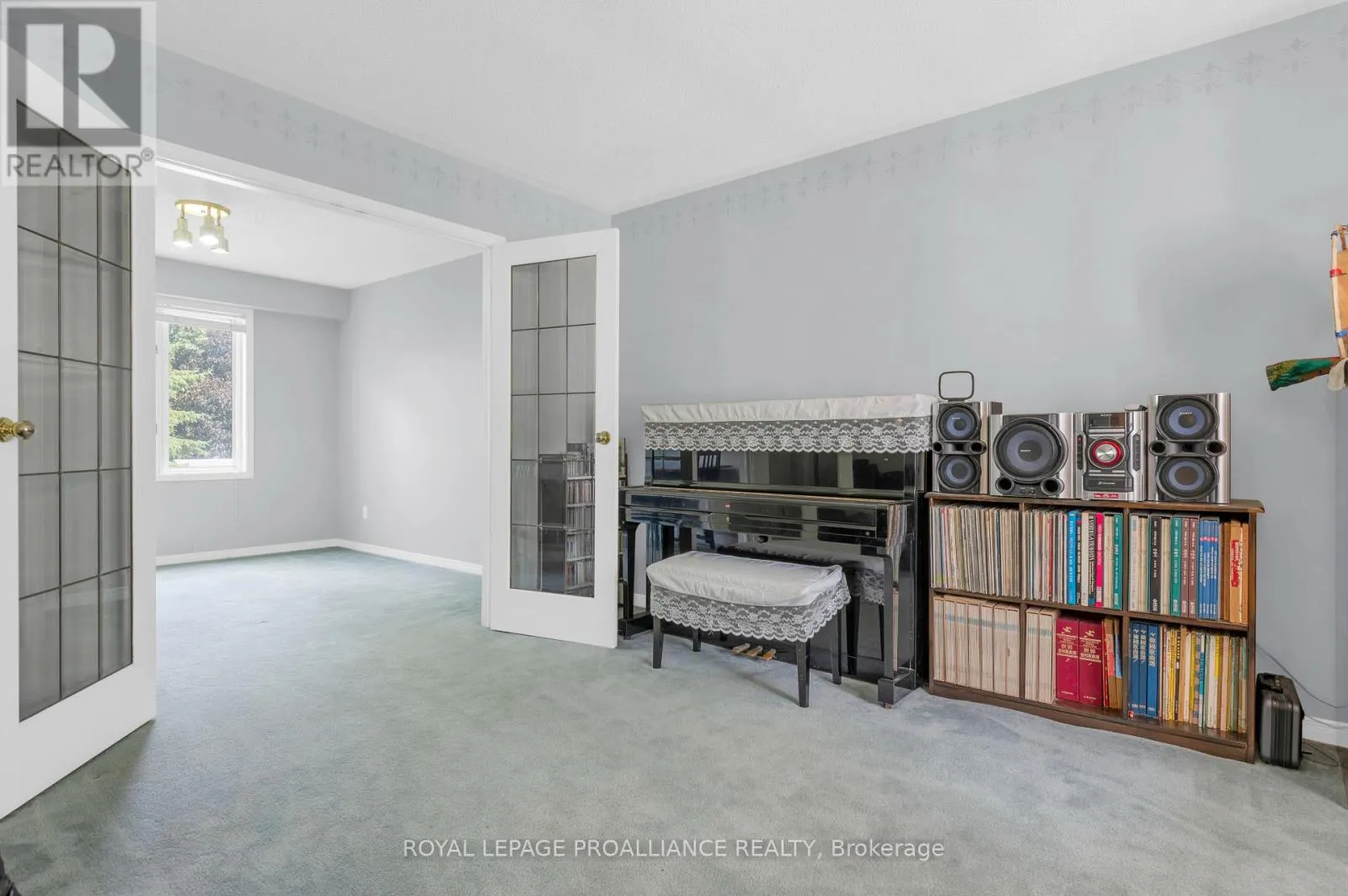 71 AVONDALE ROAD