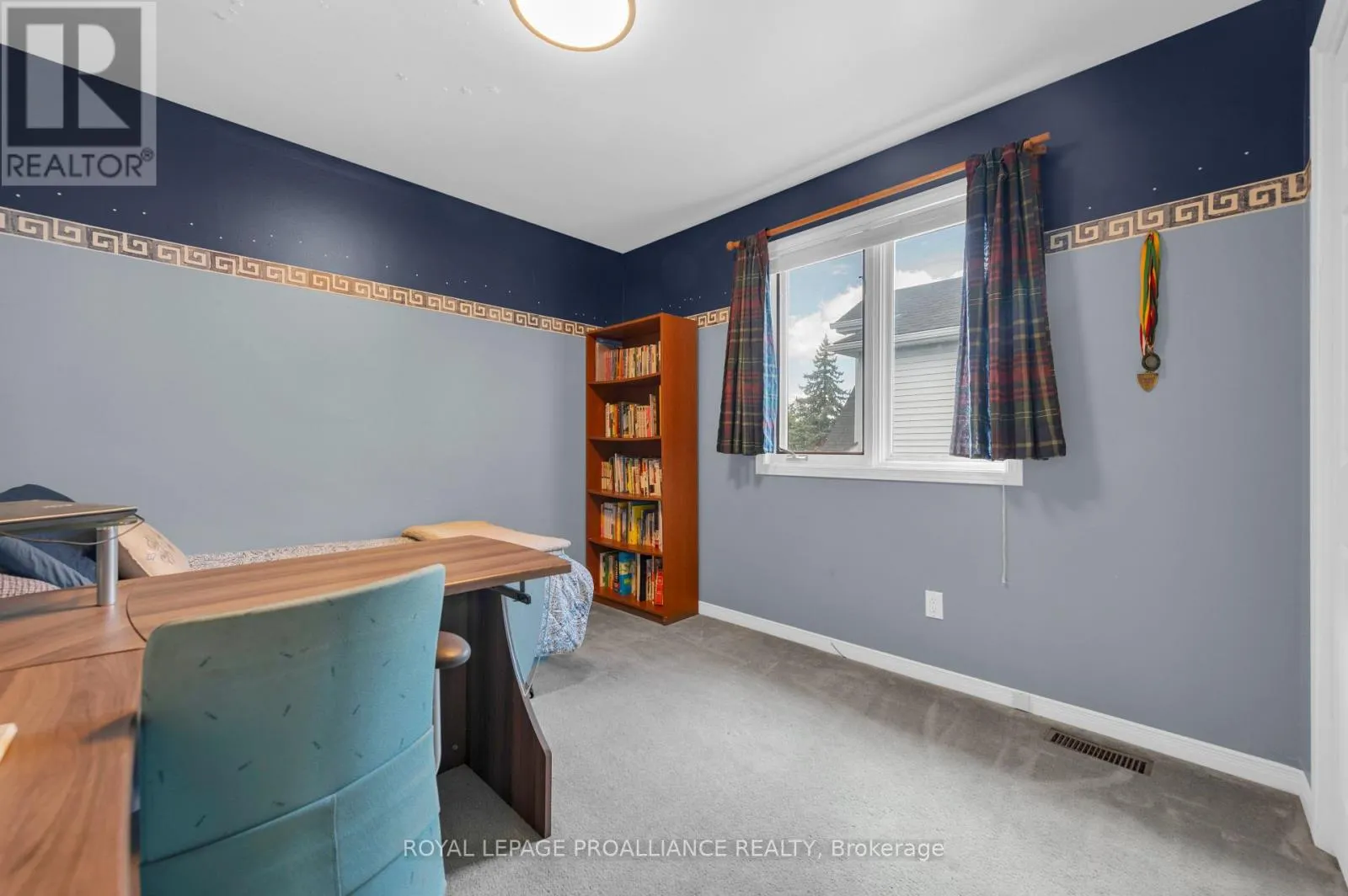 71 AVONDALE ROAD