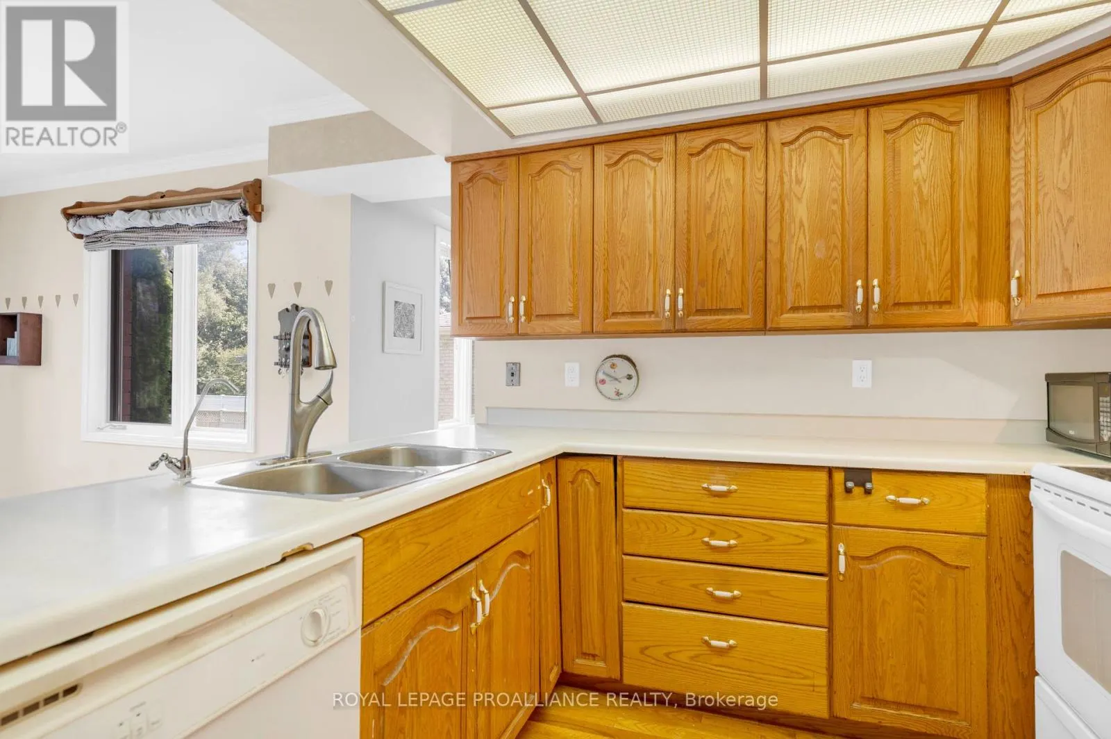 71 AVONDALE ROAD