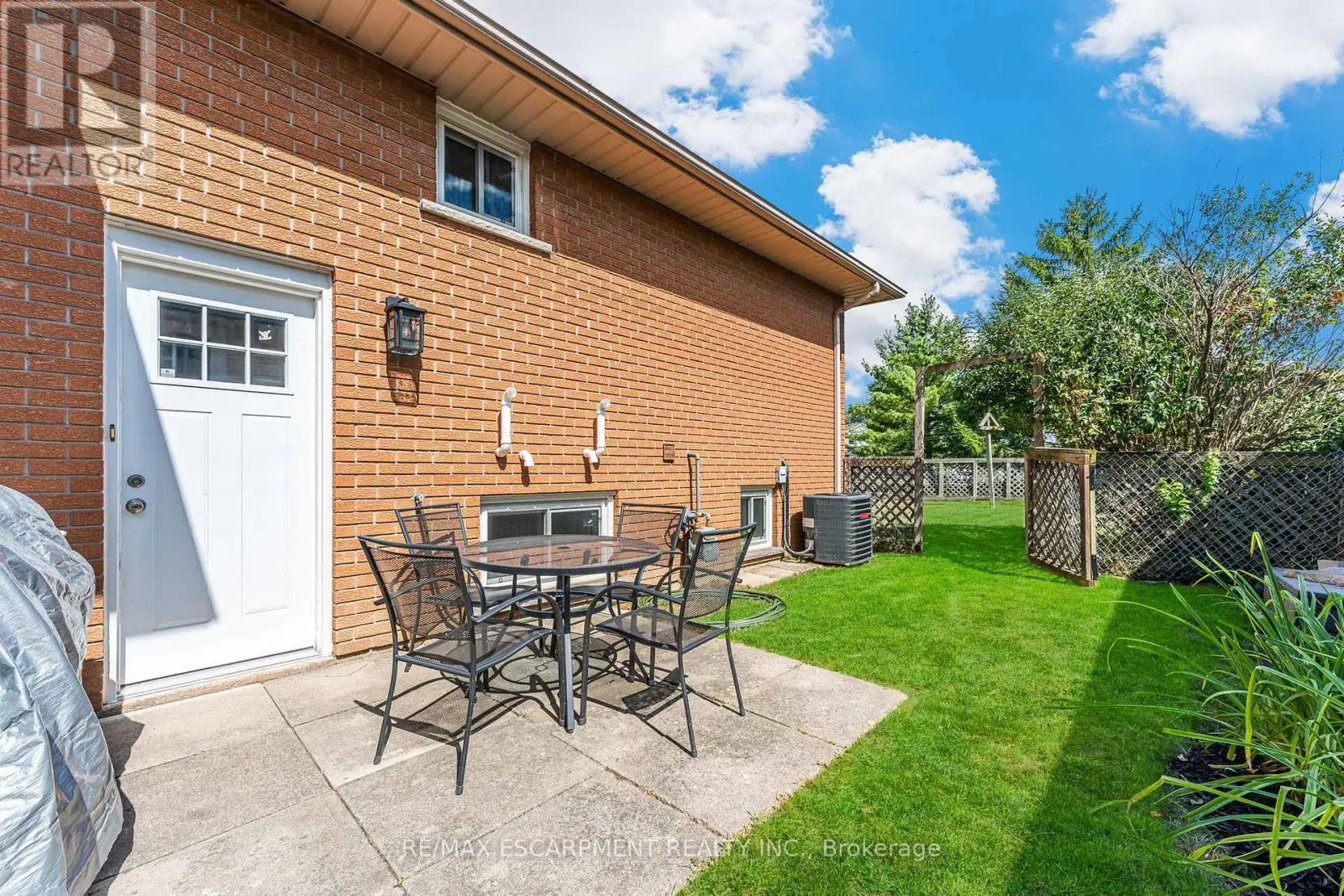 21 SOUTH GRIMSBY ROAD 5