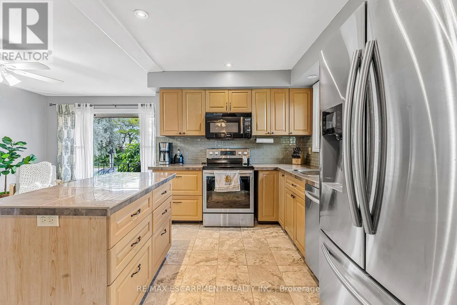 21 SOUTH GRIMSBY ROAD 5