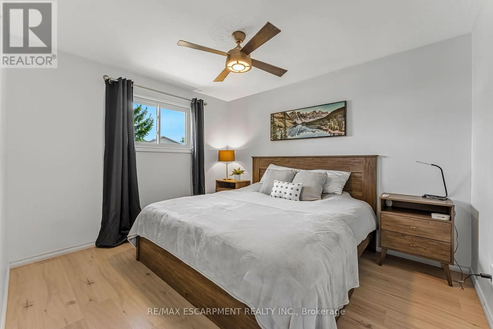 21 SOUTH GRIMSBY ROAD 5