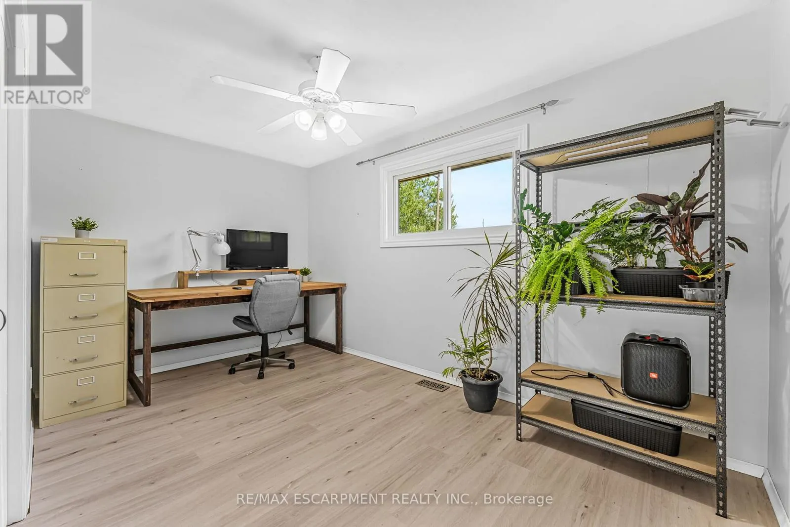 21 SOUTH GRIMSBY ROAD 5