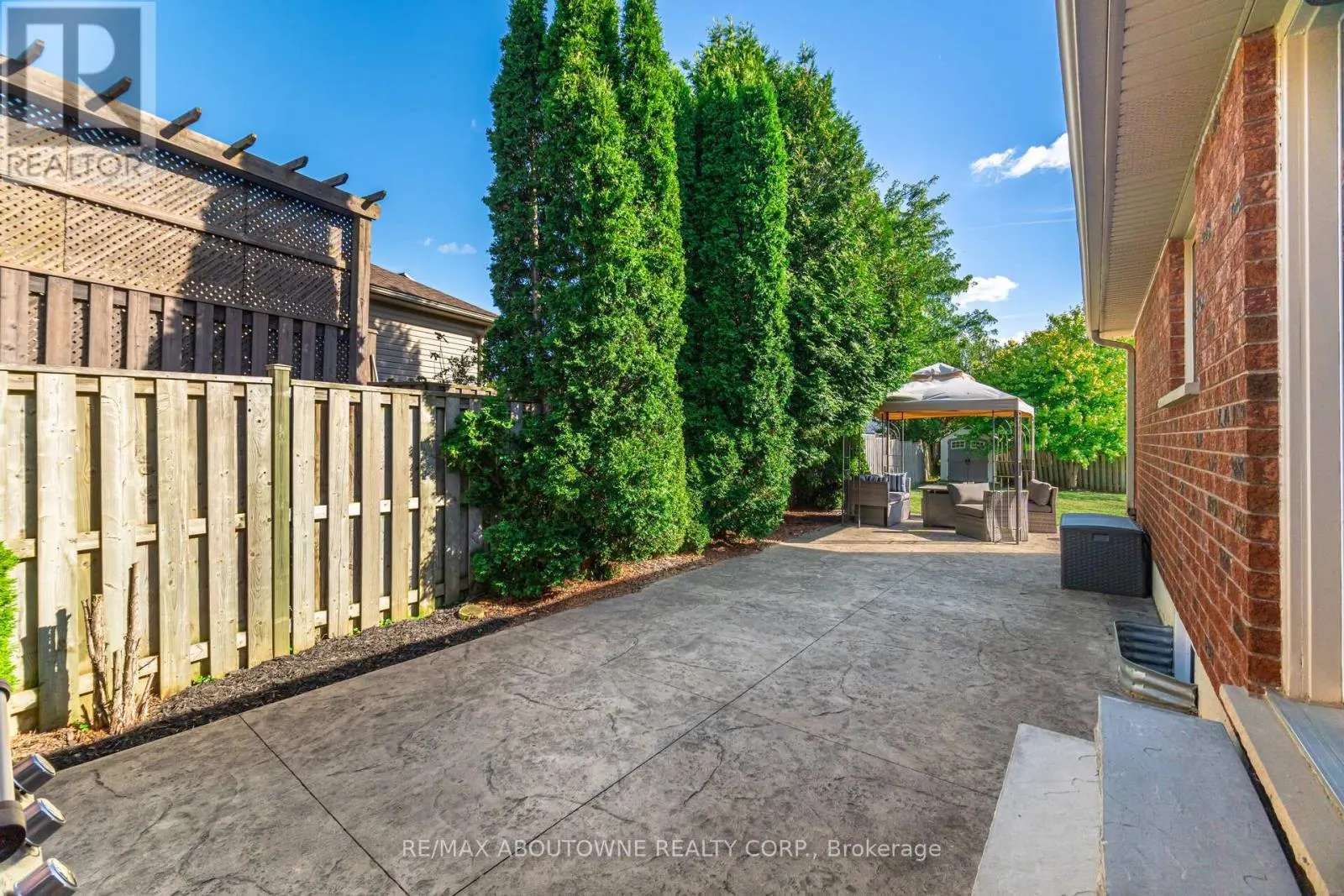 67 GARNER'S LANE