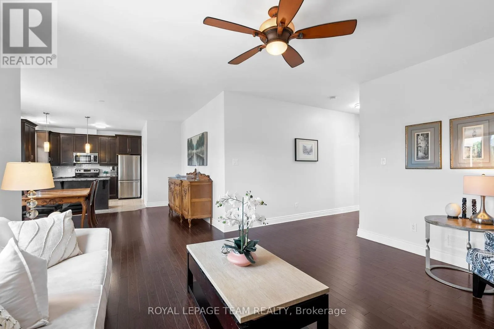 221 SANTIAGO STREET