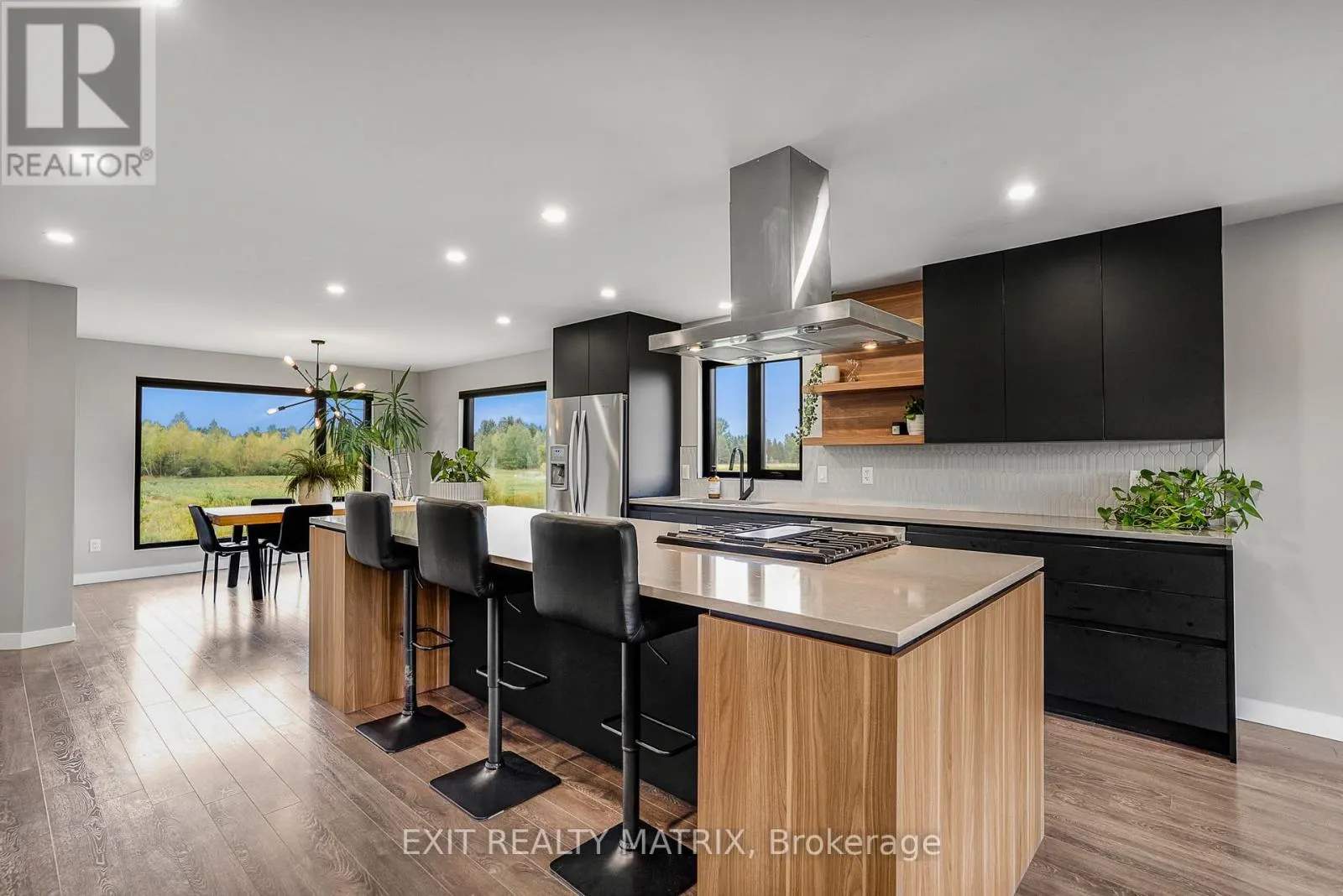 529 VOIE FERREE ROAD