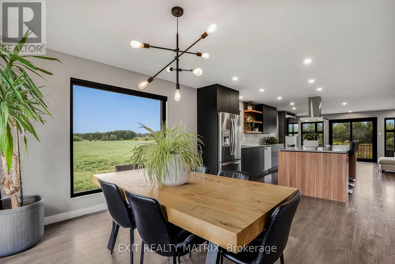 529 VOIE FERREE ROAD