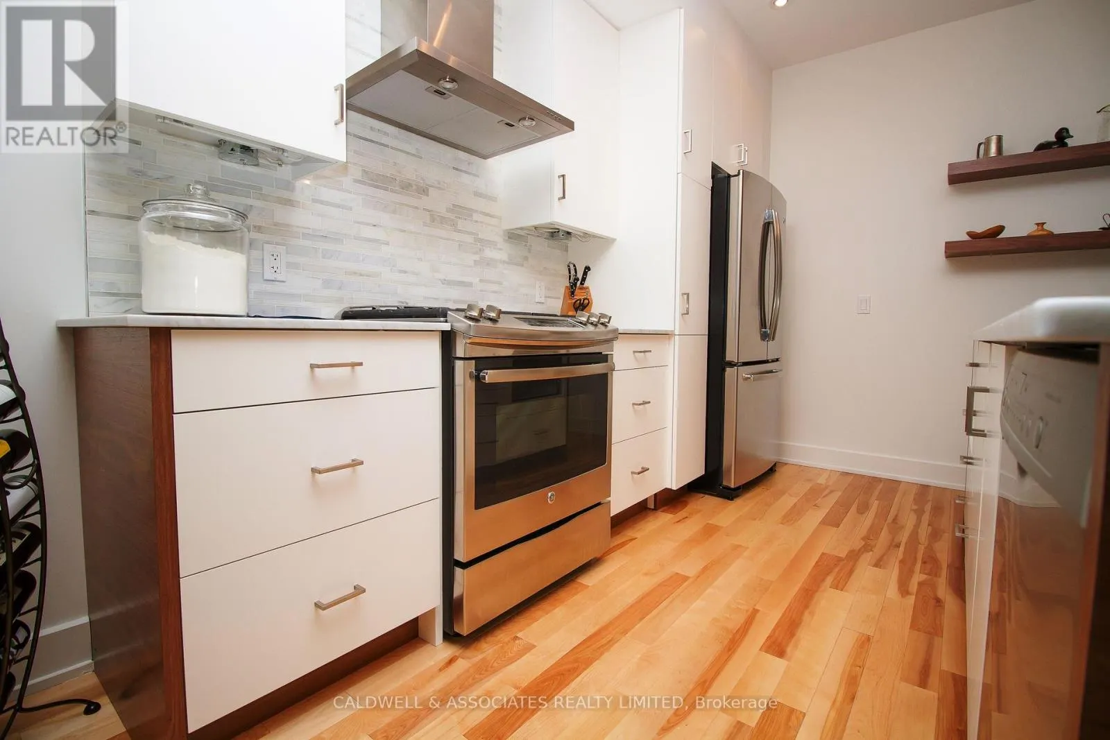 311 BRITANNIA ROAD