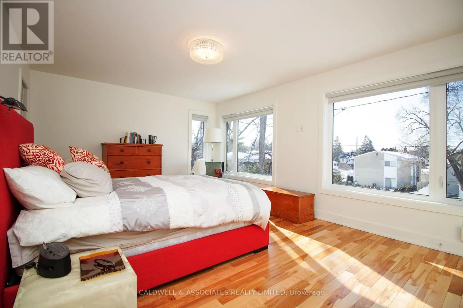 311 BRITANNIA ROAD