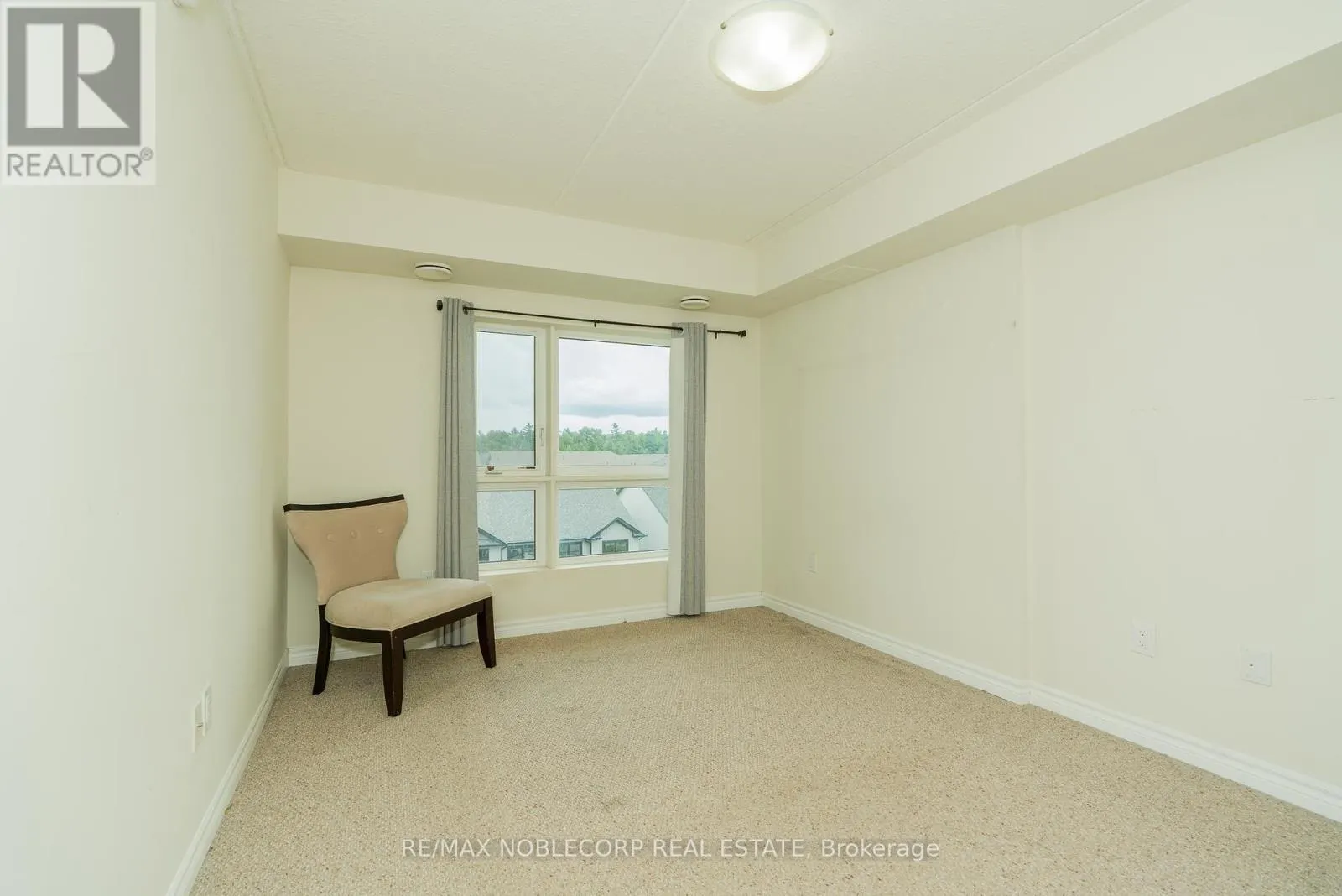 504 - 7 KAY CRESCENT