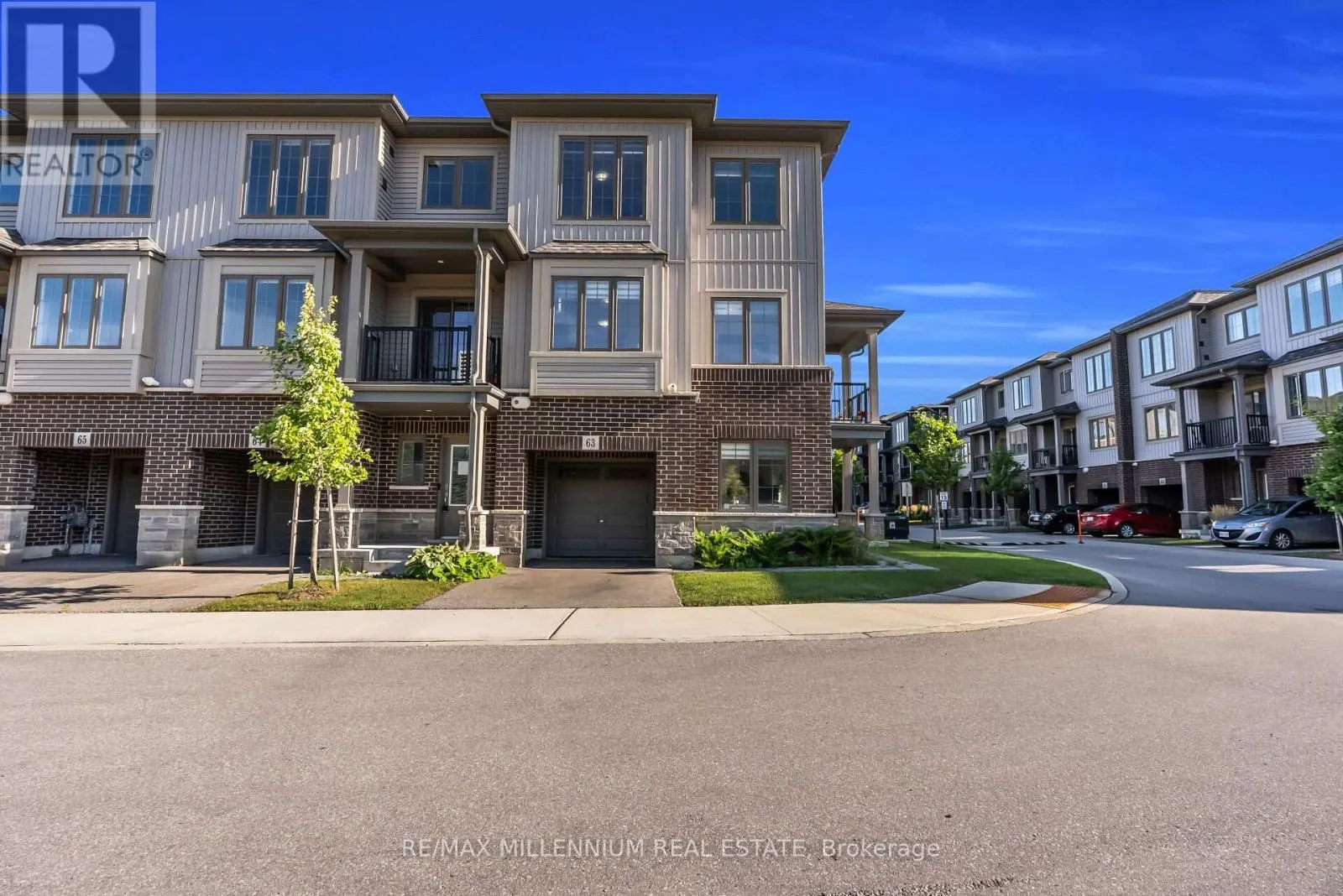 63 - 124 COMPASS TRAIL