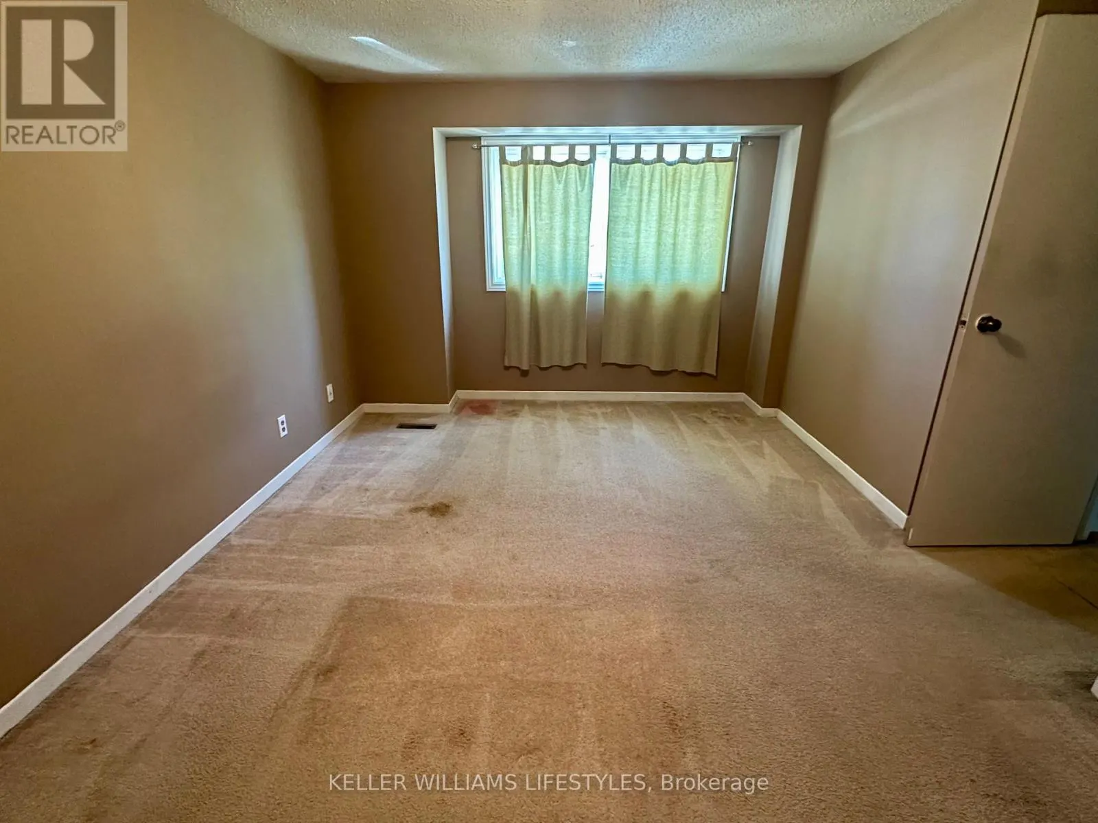 26 - 89 HIGHVIEW AVENUE E, #26