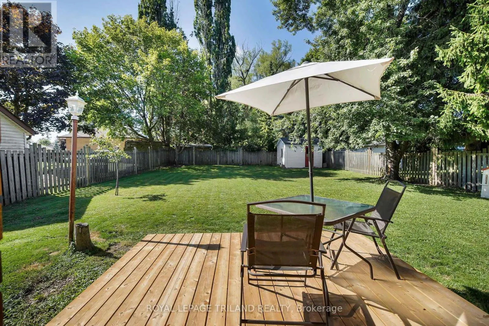 61 CHURCHILL CRESCENT