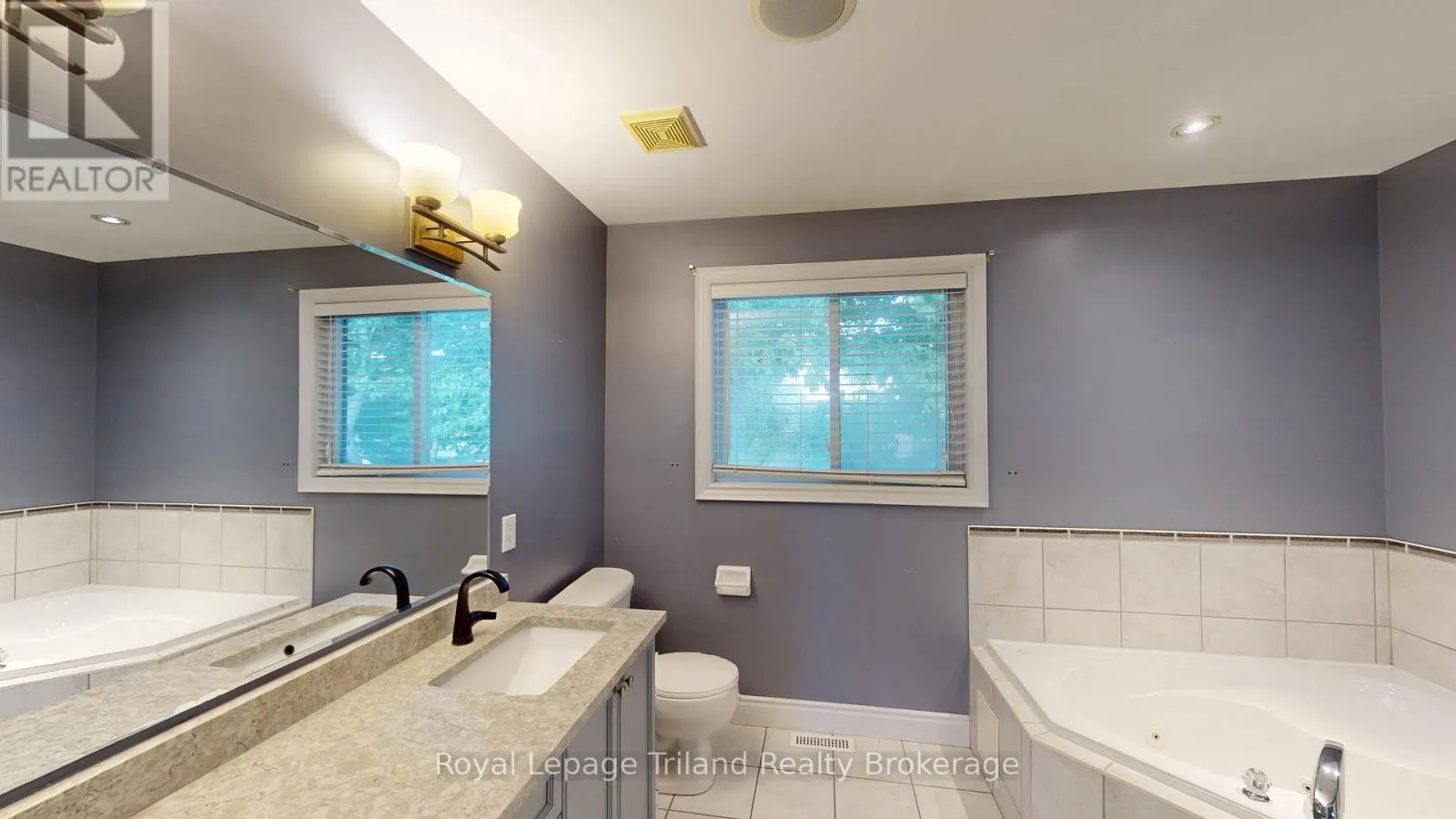 107 FORESTWAY TRAIL