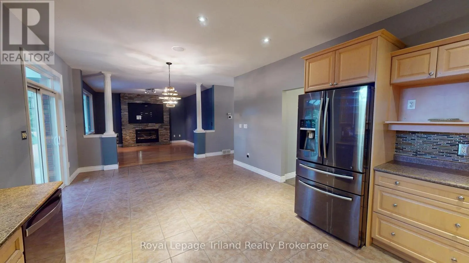 107 FORESTWAY TRAIL