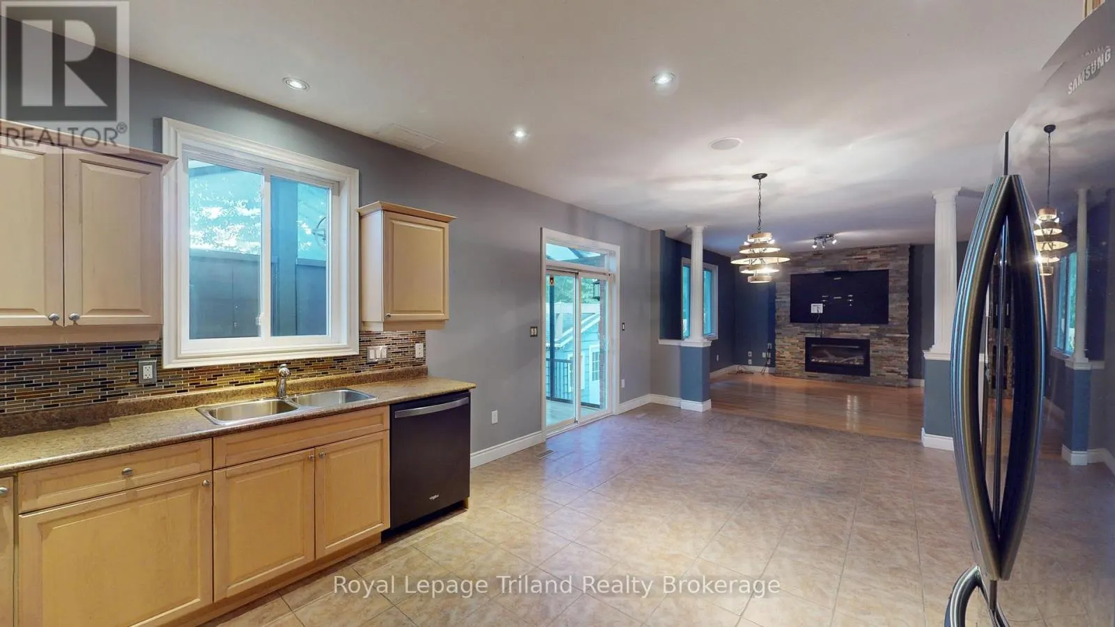 107 FORESTWAY TRAIL