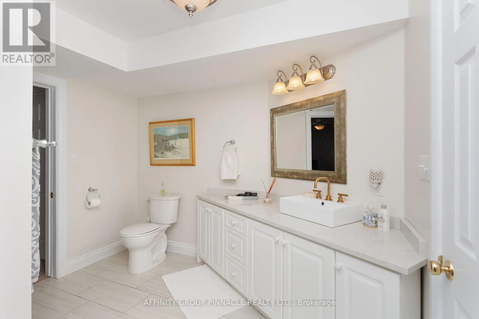 12 EDGEWOOD DRIVE