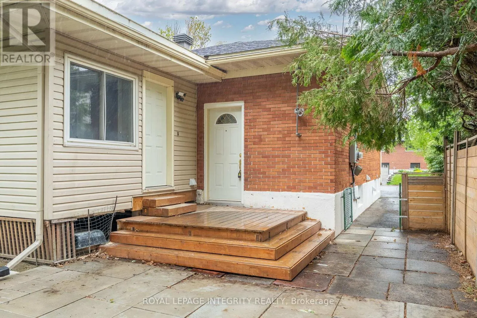 1116 CLINE CRESCENT