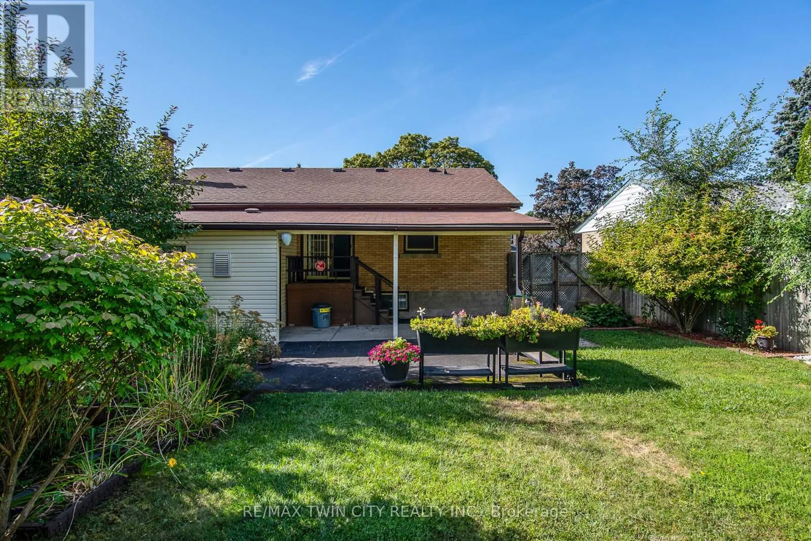 148 SIEBERT AVENUE