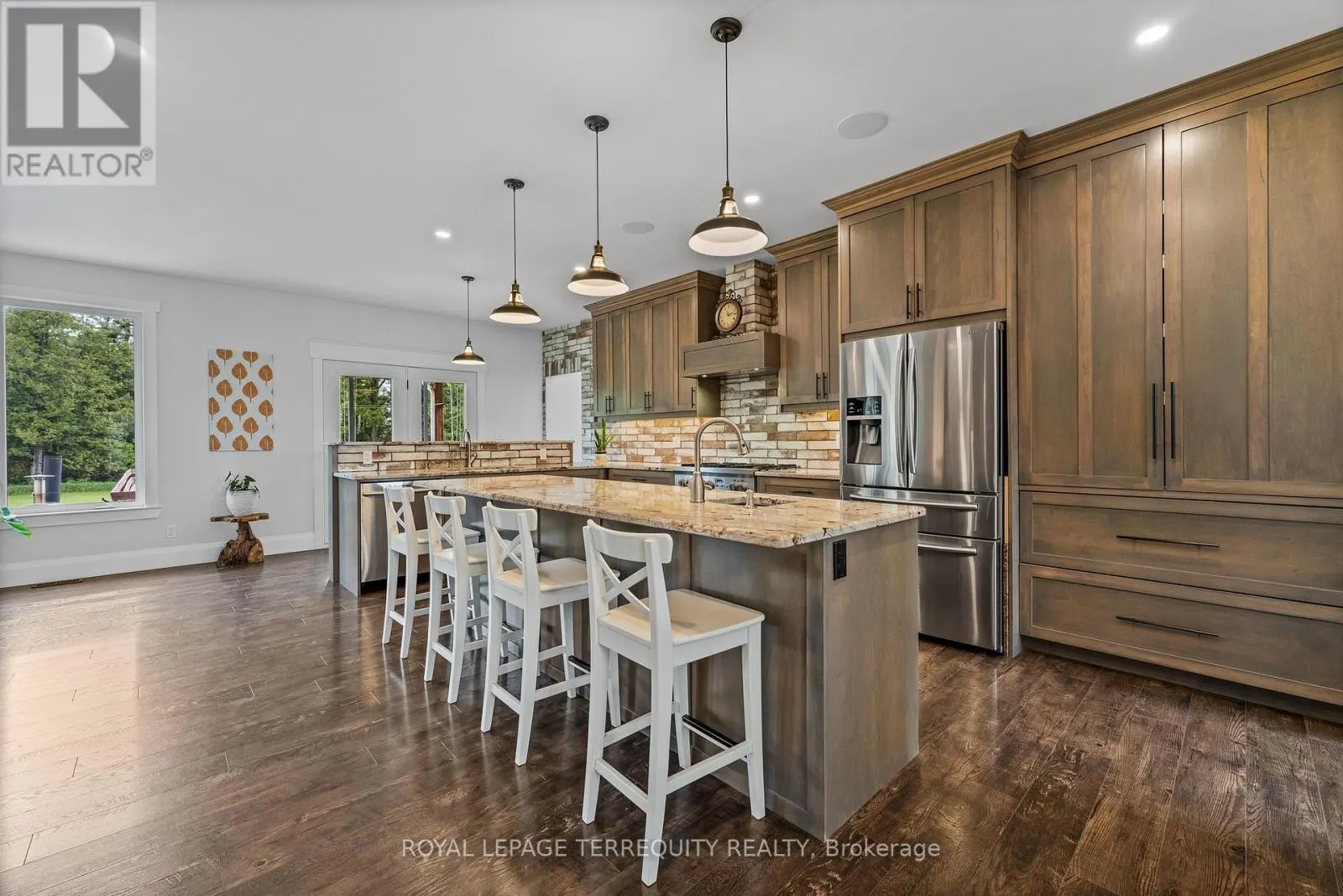360 CONCESSION 6 EAST ROAD