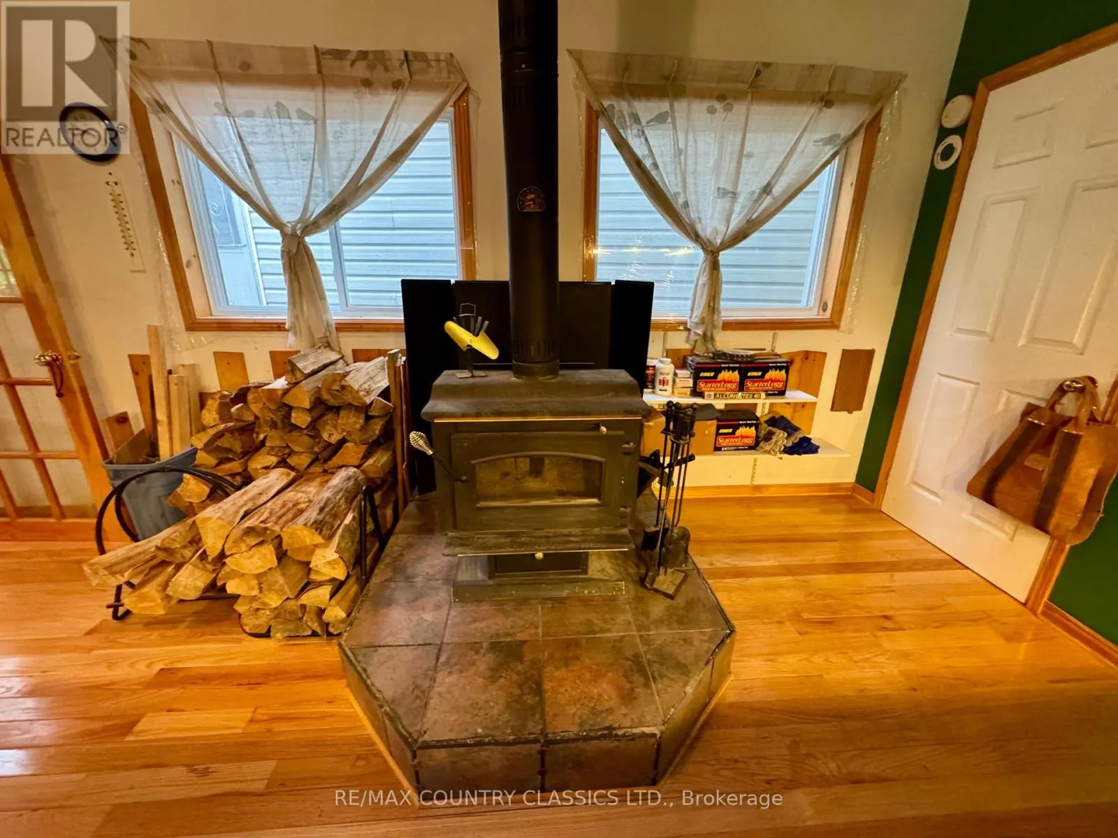 256 ELGIN ROAD
