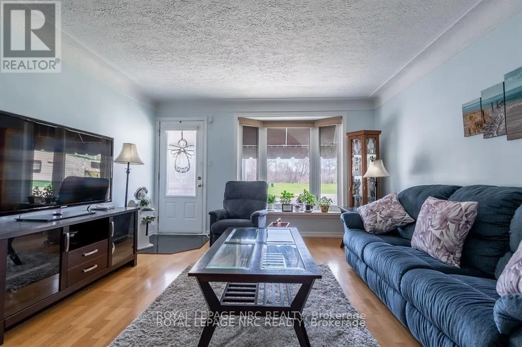 15 KILGOUR AVENUE