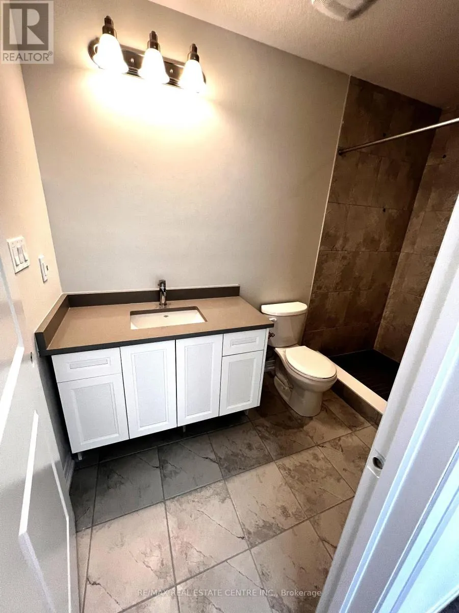 F001 - 261 WOODBINE AVENUE