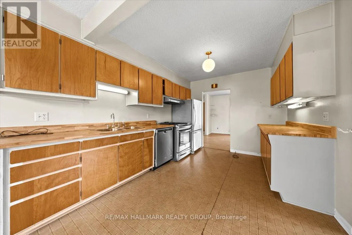 2140 TAWNEY ROAD