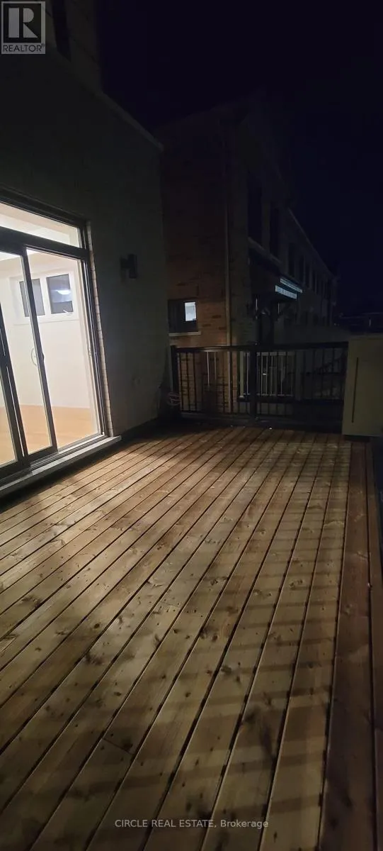 21 LILAC LANE