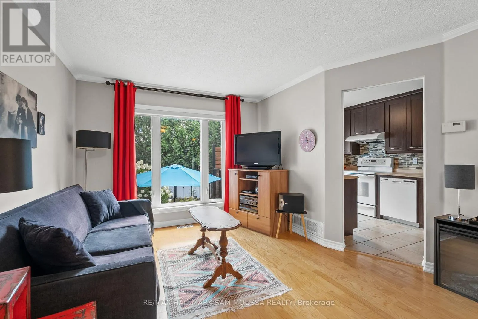 763 HANCOCK CRESCENT