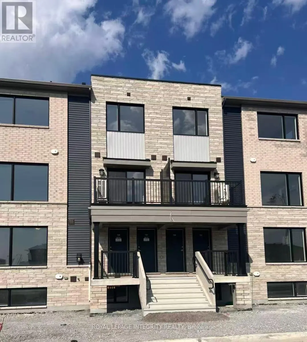 727 ARCADIAN PRIVATE