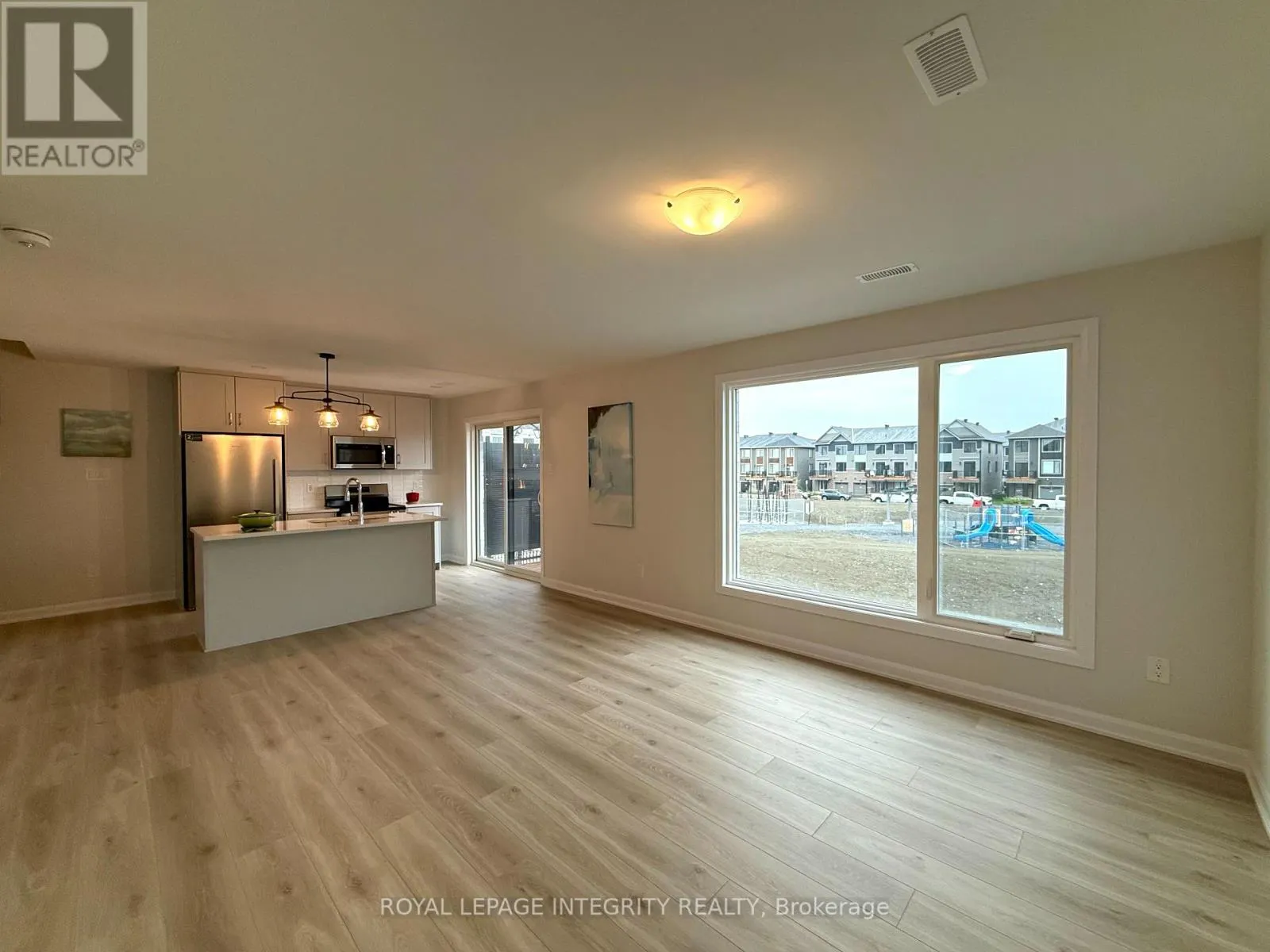 727 ARCADIAN PRIVATE