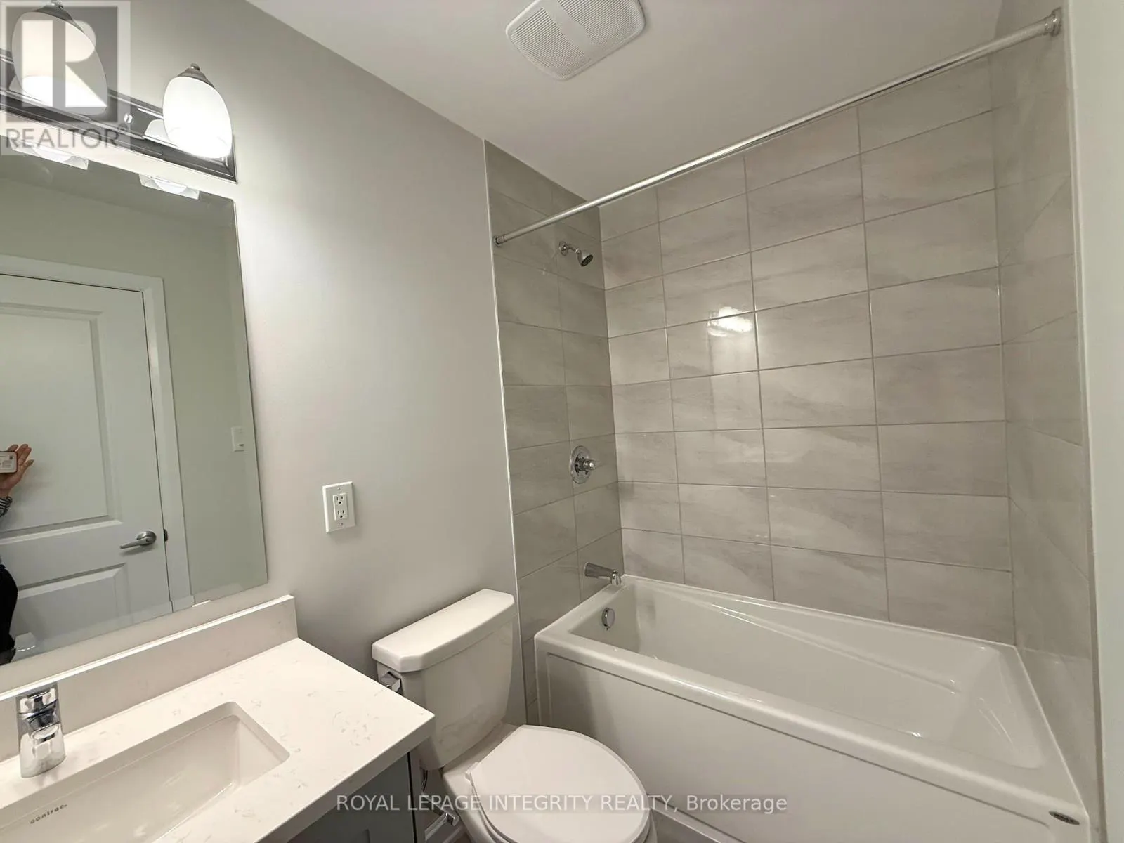 727 ARCADIAN PRIVATE