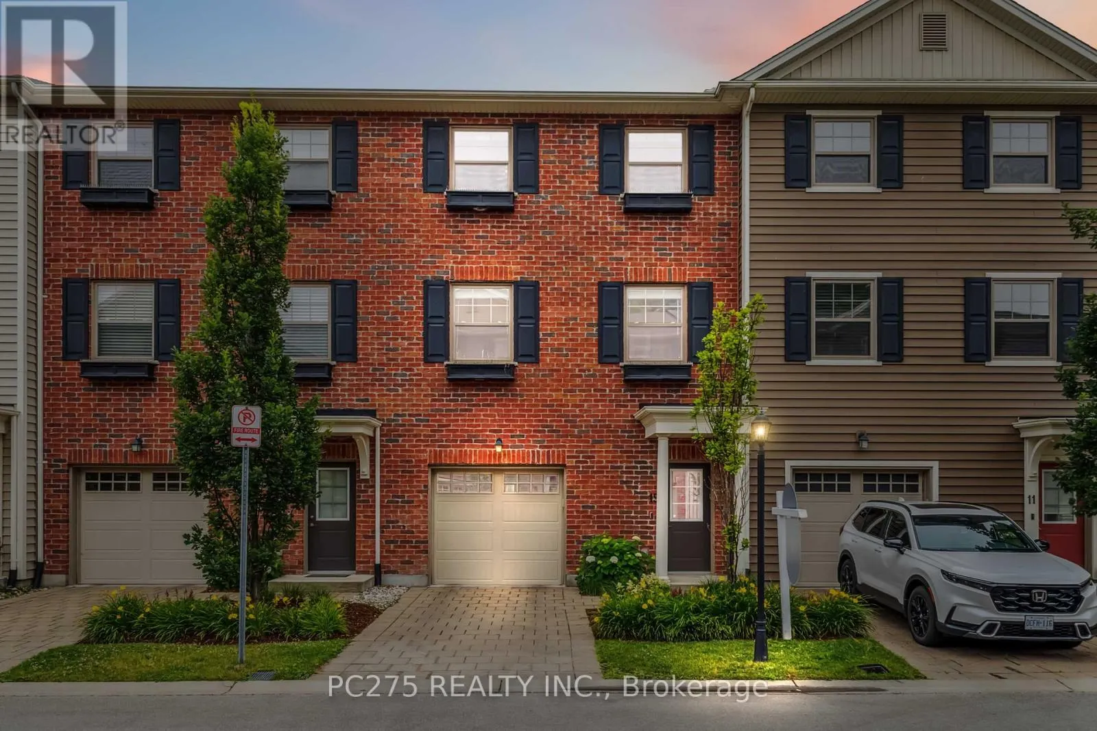 15 - 1040 CORONATION DRIVE, #15