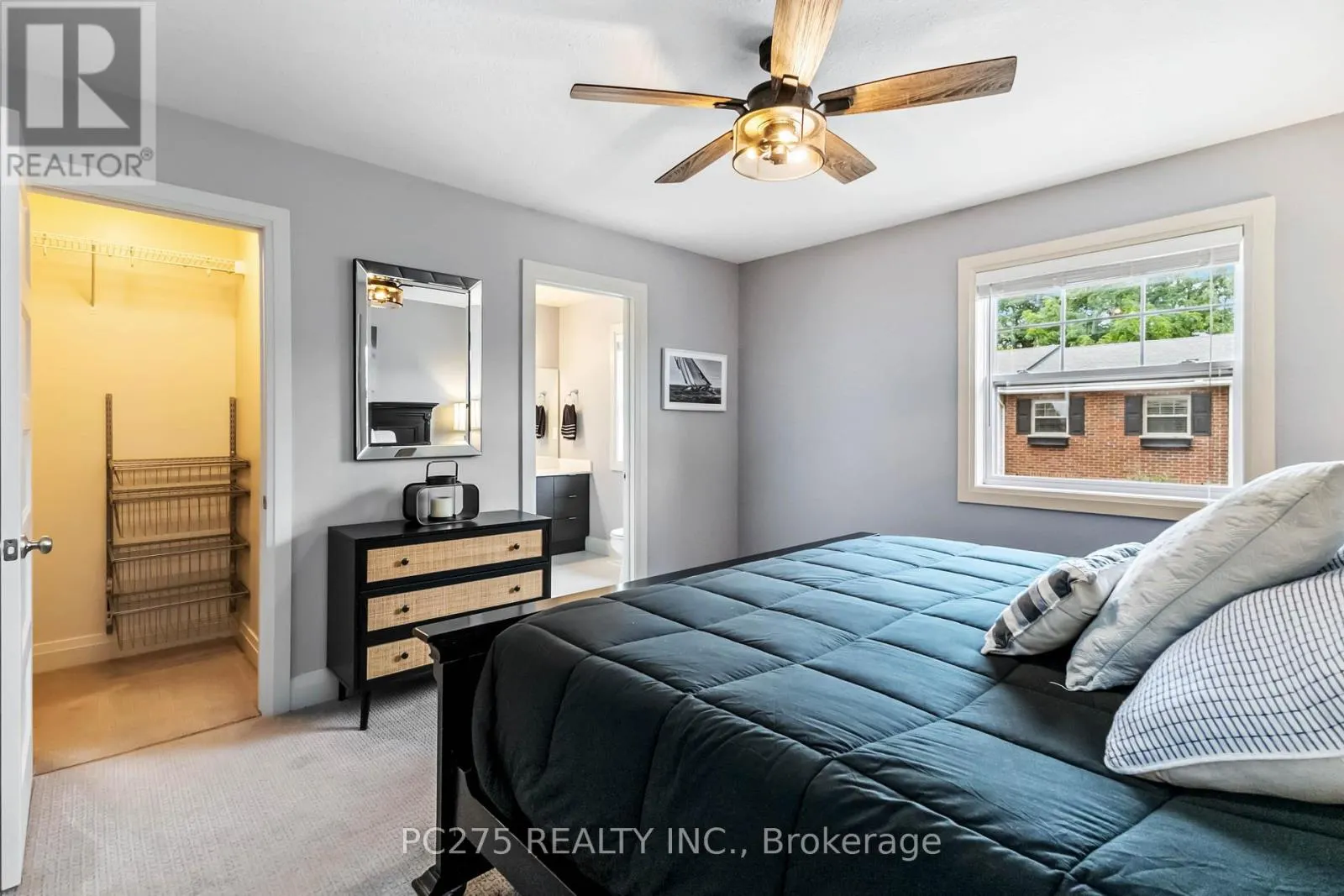 15 - 1040 CORONATION DRIVE, #15