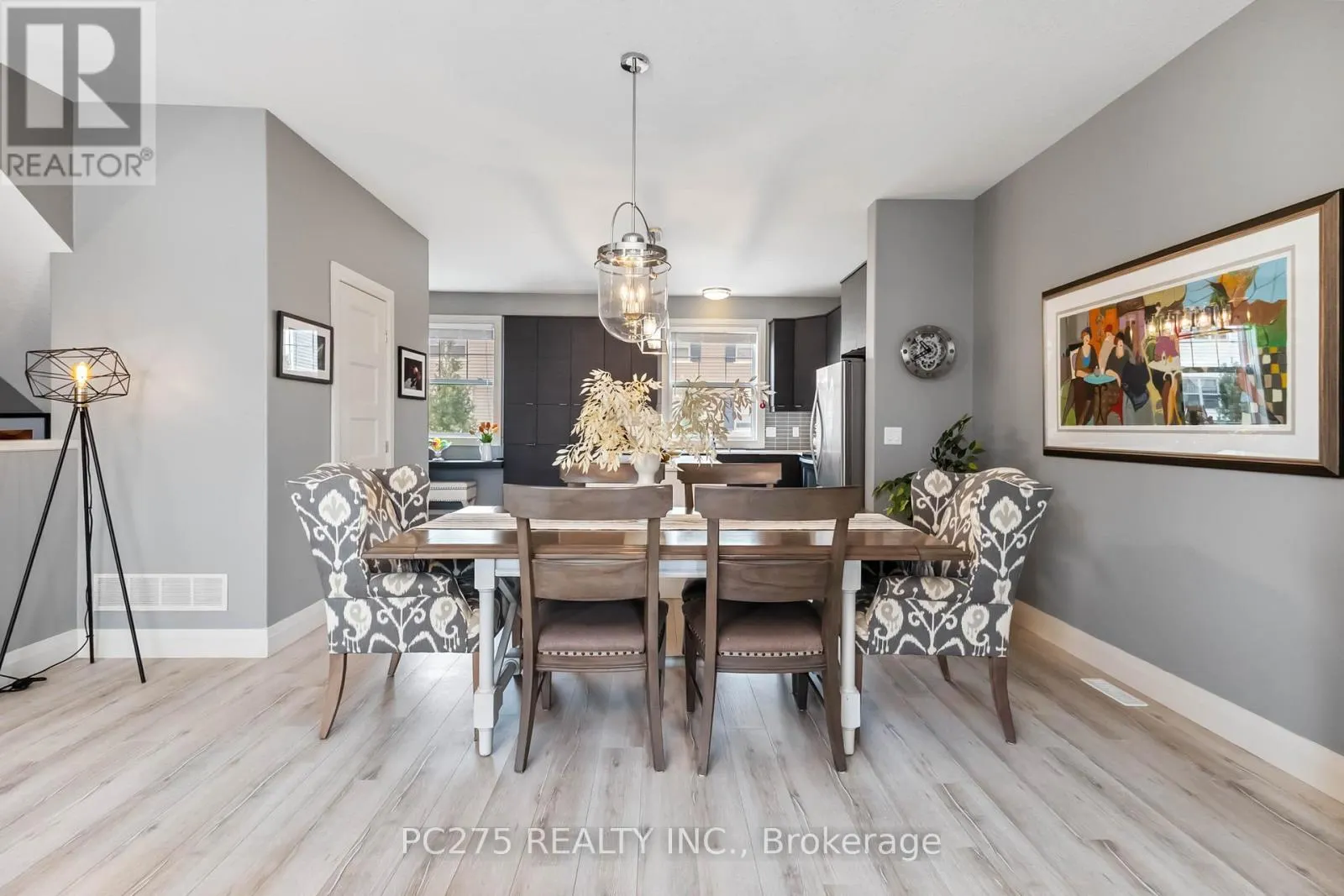 15 - 1040 CORONATION DRIVE, #15