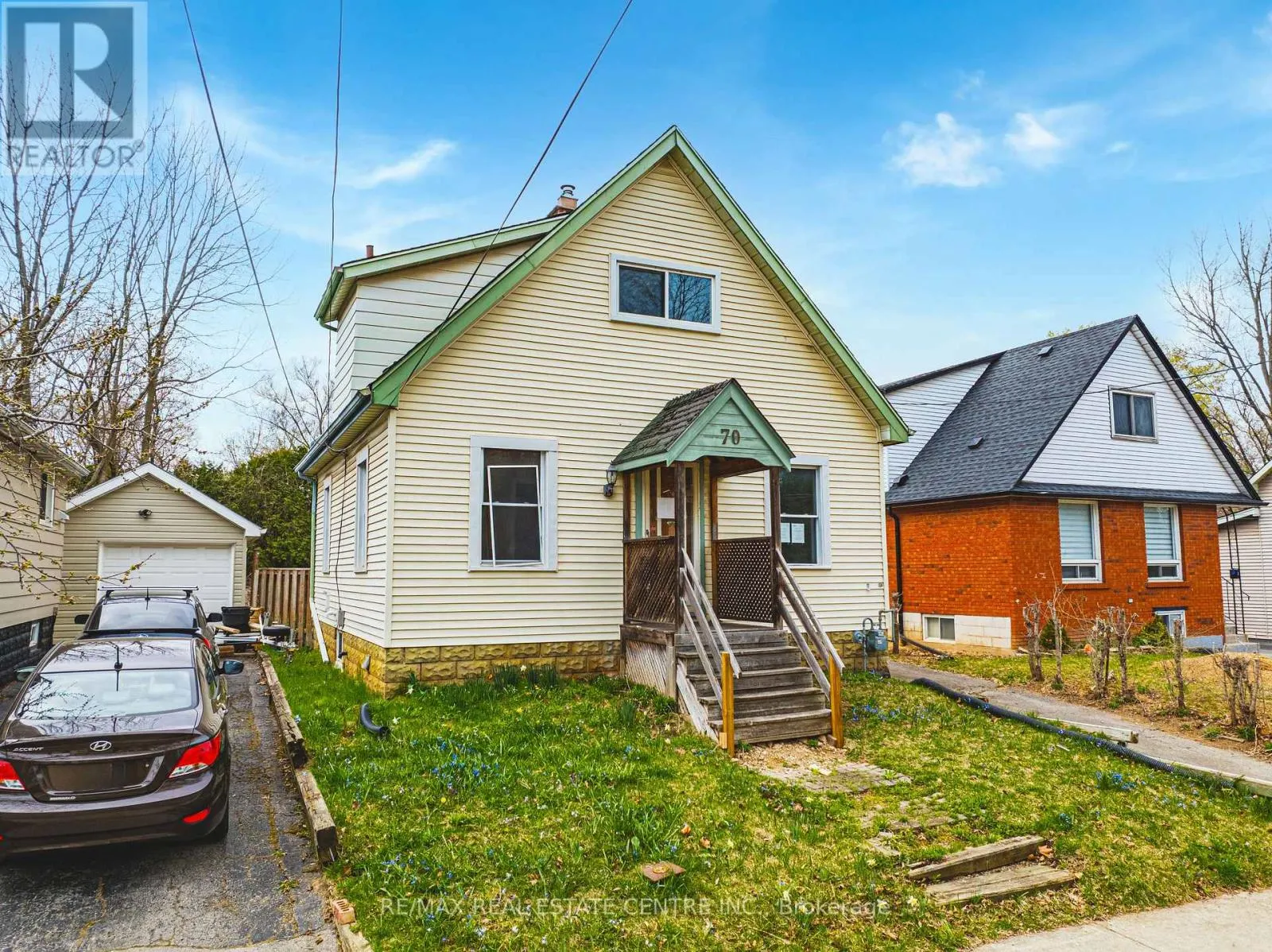 70 HILLVIEW STREET