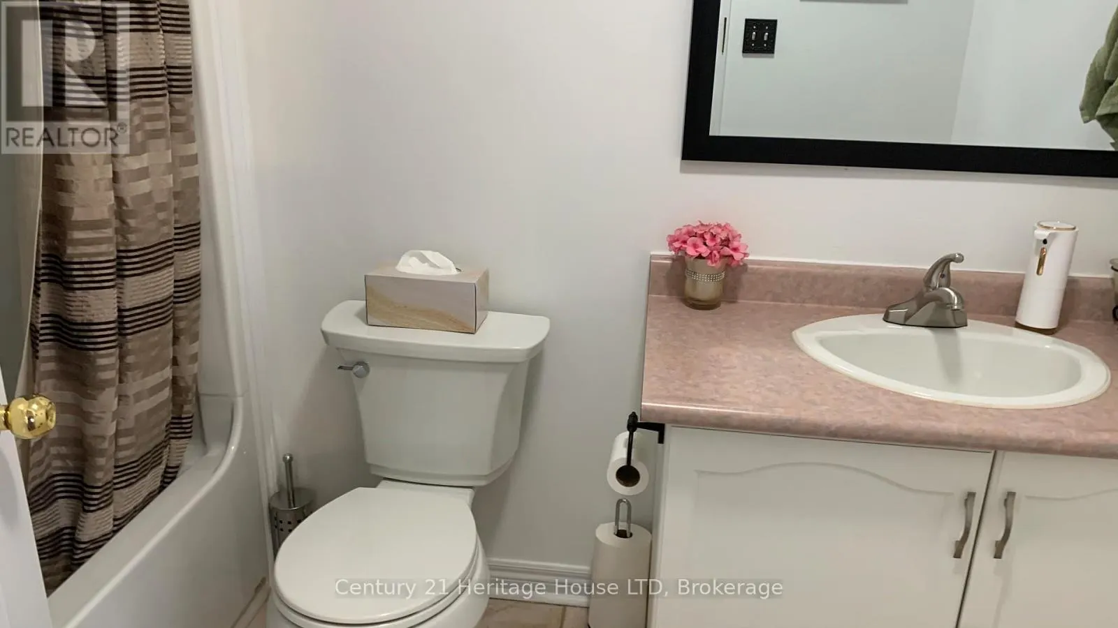 125 GRETEL PLACE