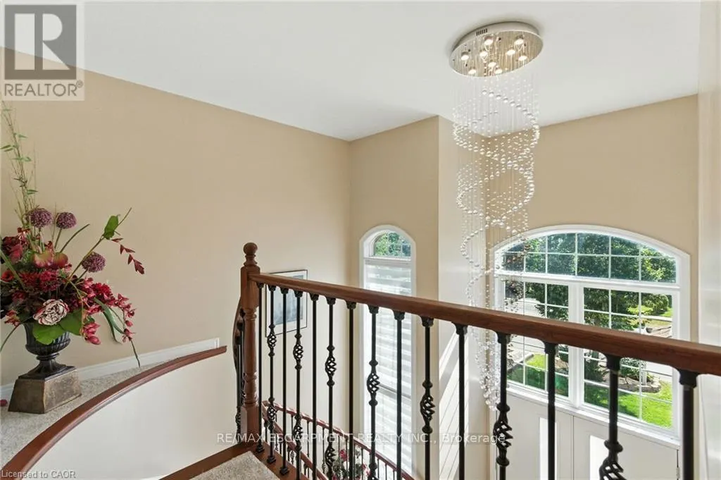 11 SILVERSPRING CRESCENT