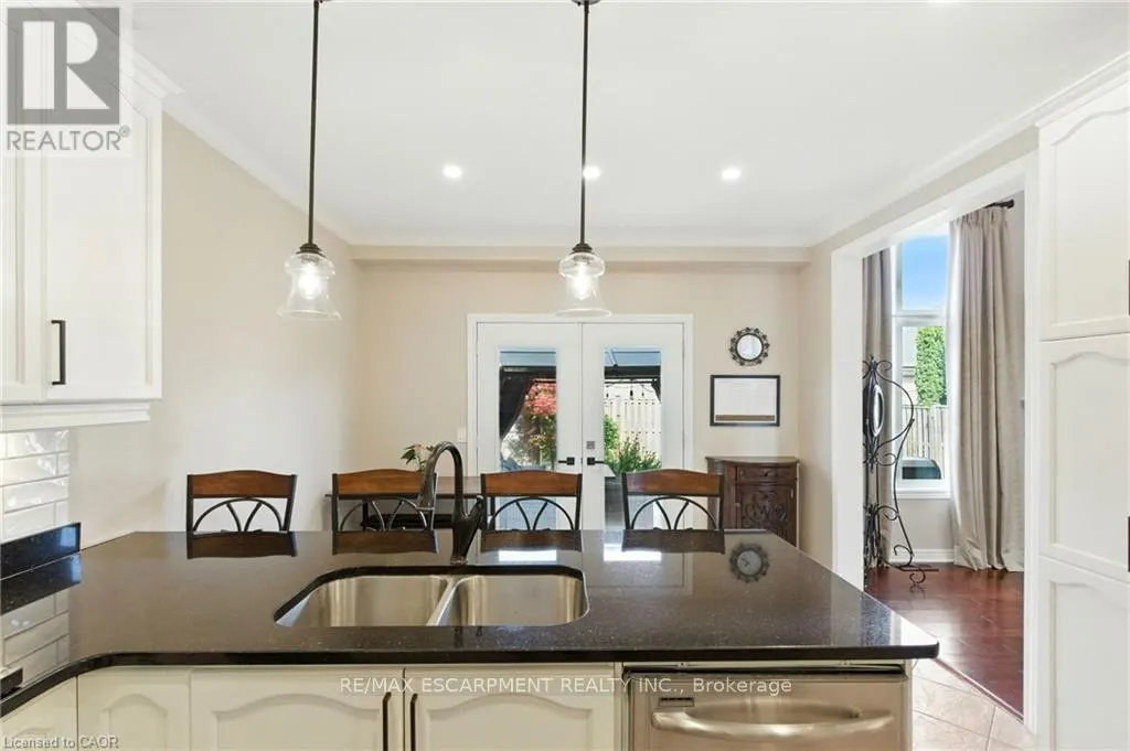 11 SILVERSPRING CRESCENT