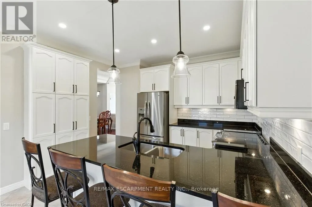 11 SILVERSPRING CRESCENT