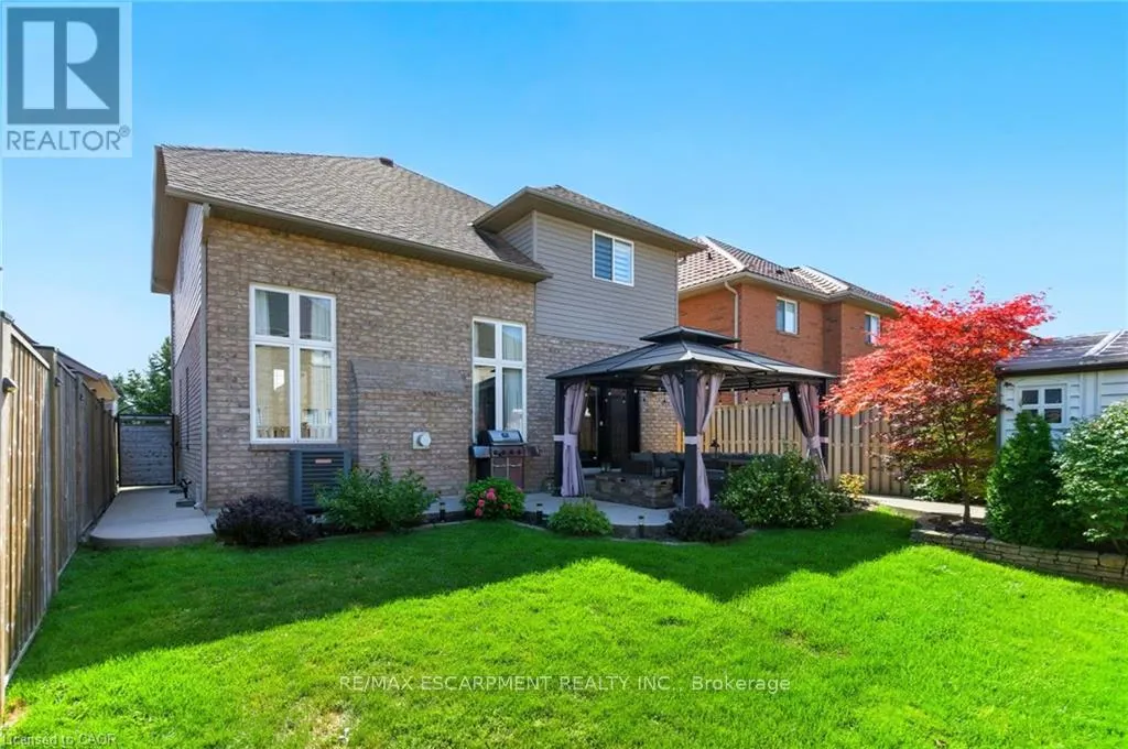 11 SILVERSPRING CRESCENT