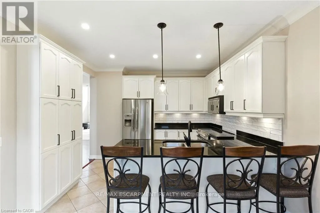 11 SILVERSPRING CRESCENT