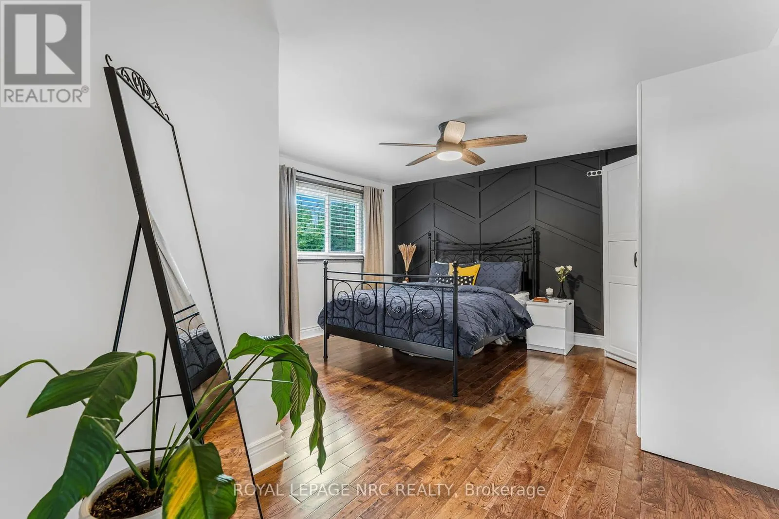 146 MERRITT ROAD