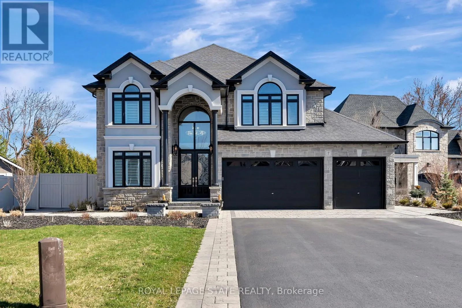 7 BERNINI COURT