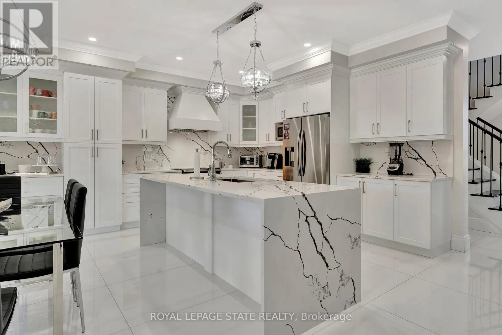 7 BERNINI COURT