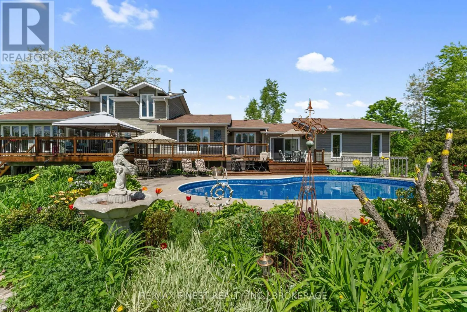 466 COLEBROOK ROAD